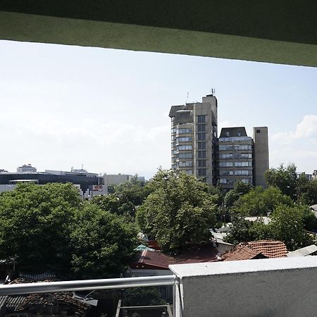 Astera Apart Hotel Skopje Zewnętrze zdjęcie