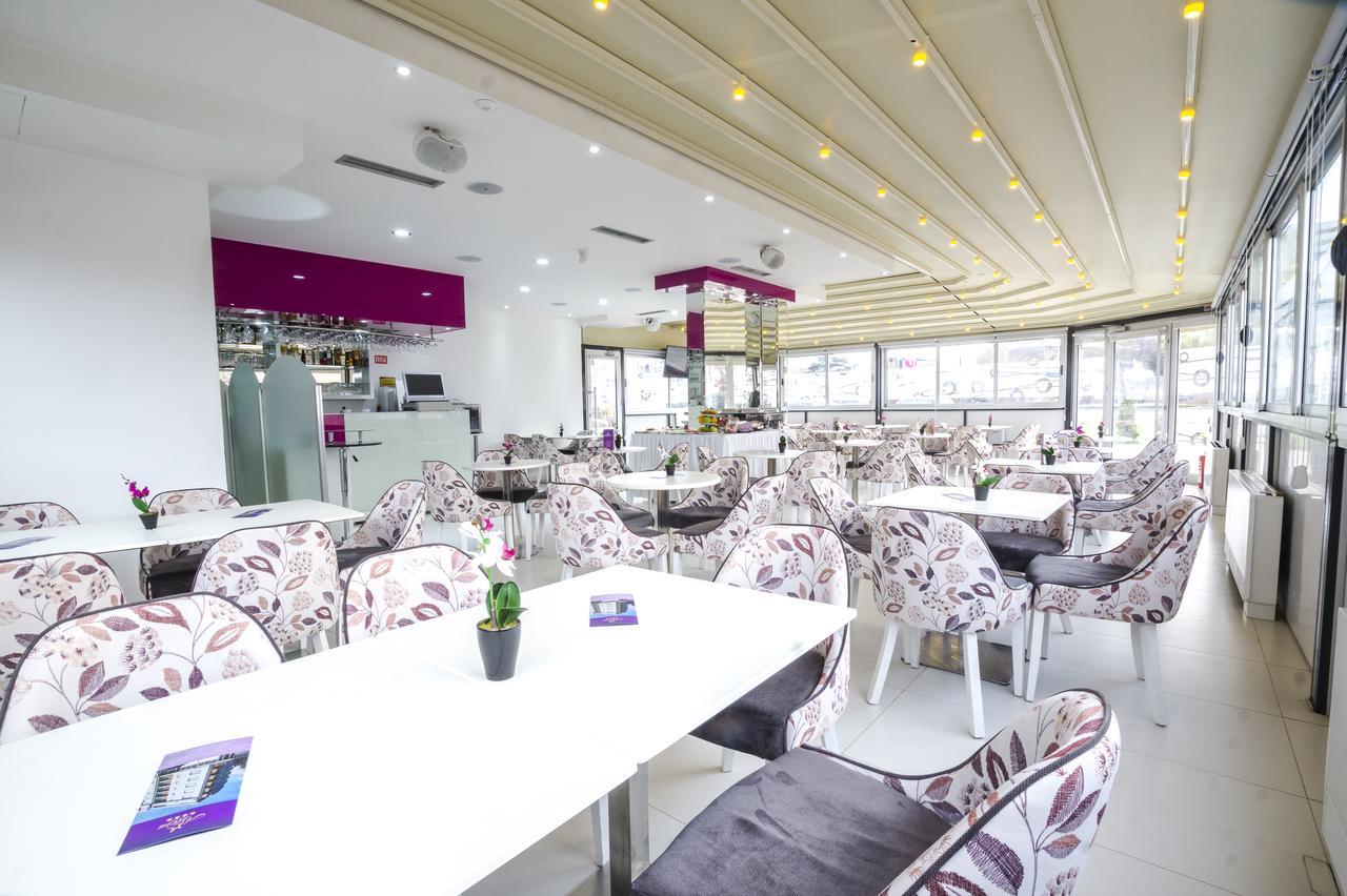 Astera Apart Hotel Skopje Zewnętrze zdjęcie